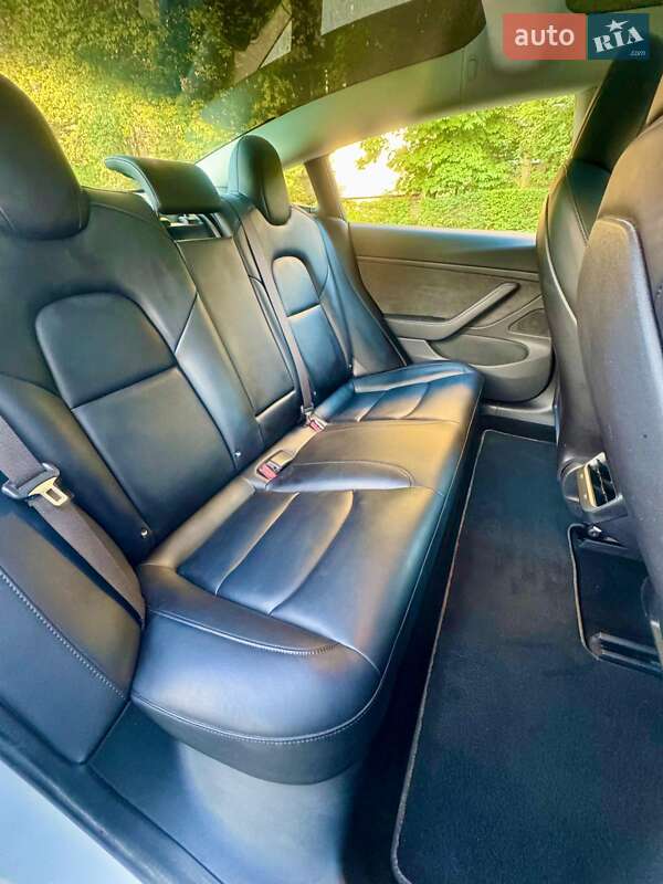 Седан Tesla Model 3 2018 в Киеве фото 24 Седан Tesla Model 3 2018 в Киеве