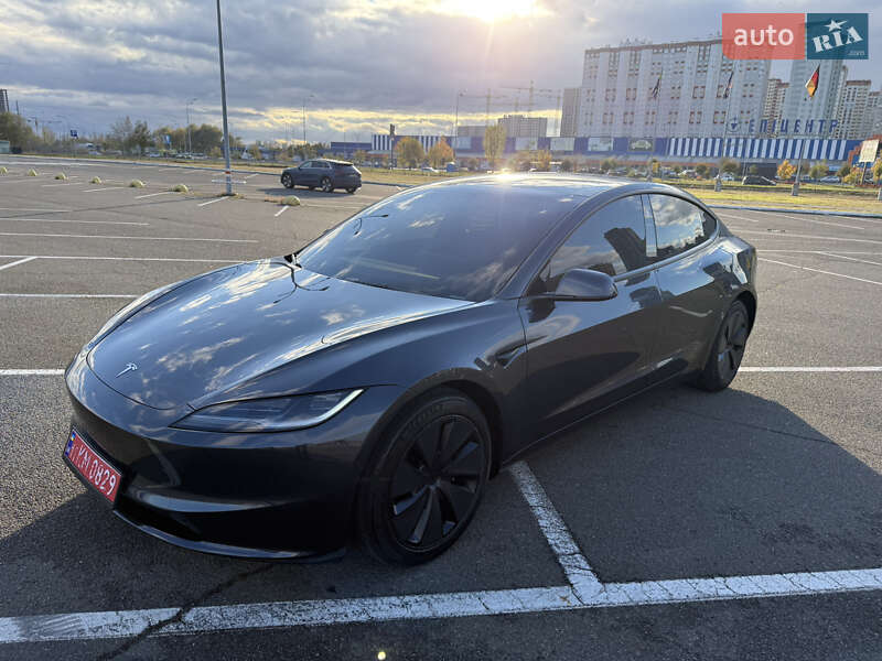 Tesla Model 3 2024 Tesla Model 3 2024