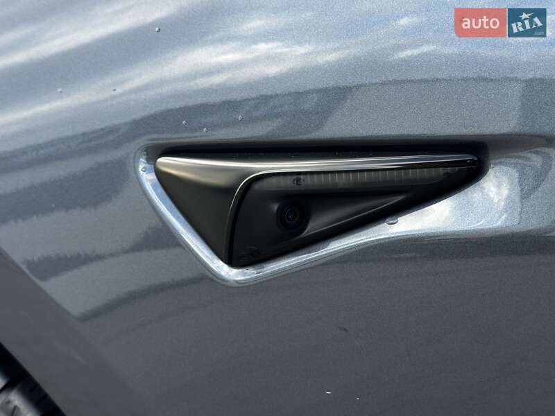 Седан Tesla Model 3 2022 в Львові