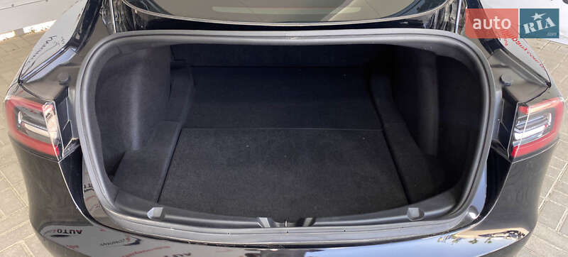 Седан Tesla Model 3 2020 в Львове фото 6 Седан Tesla Model 3 2020 в Львове