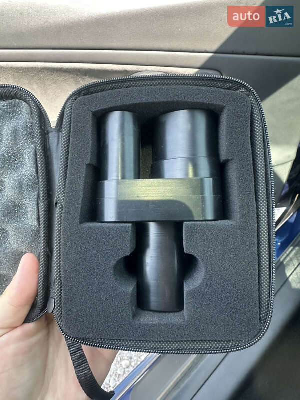 Седан Tesla Model 3 2021 в Києві