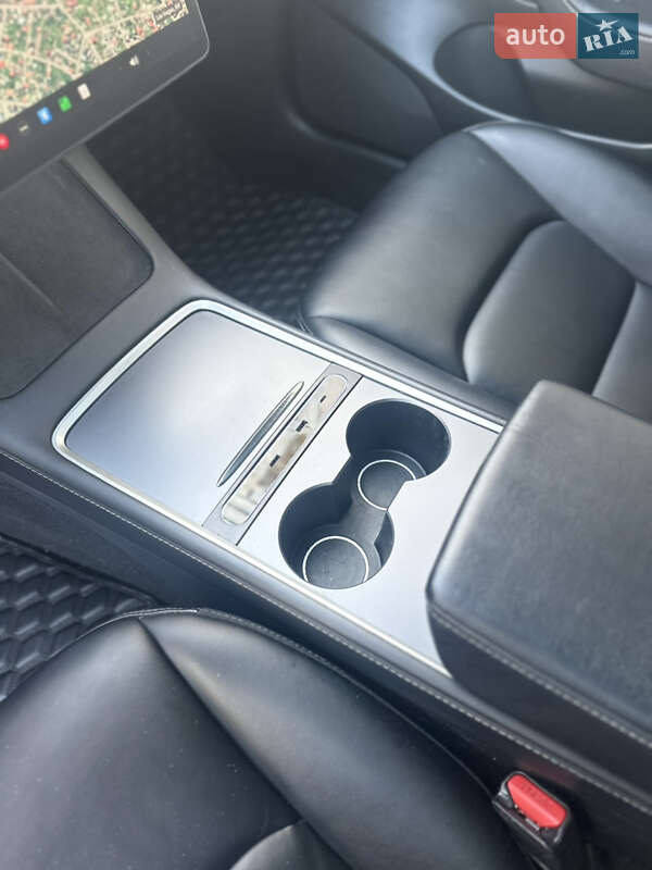 Седан Tesla Model 3 2021 в Одесі фото 20 Седан Tesla Model 3 2021 в Одесі