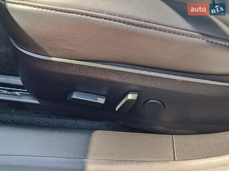 Седан Tesla Model 3 2019 в Харкові фото 24 Седан Tesla Model 3 2019 в Харкові