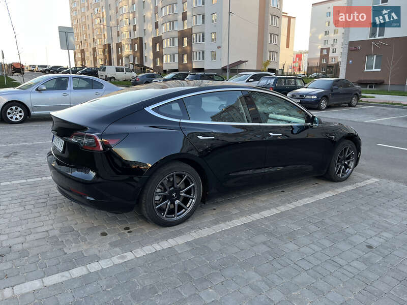 Седан Tesla Model 3 2018 в Виннице фото 8 Седан Tesla Model 3 2018 в Виннице