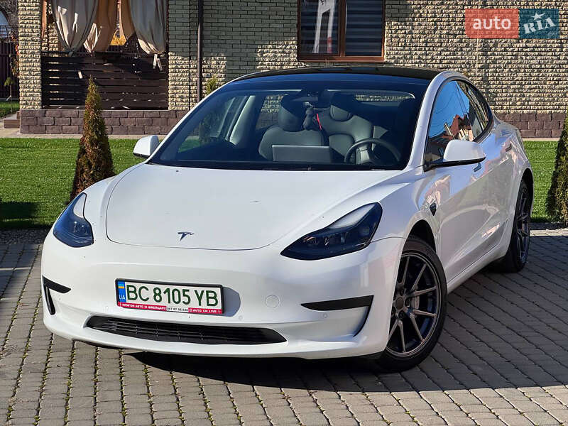 Седан Tesla Model 3 2022 в Стрию фото 7 Седан Tesla Model 3 2022 в Стрию