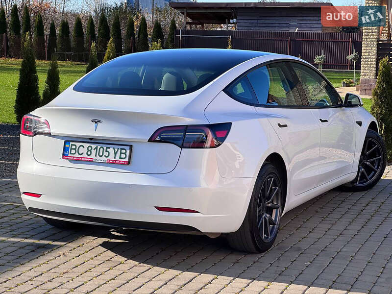 Седан Tesla Model 3 2022 в Стрию фото 15 Седан Tesla Model 3 2022 в Стрию