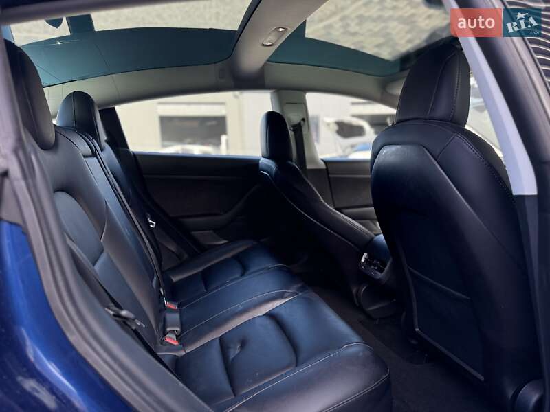 Седан Tesla Model 3 2020 в Львове фото 20 Седан Tesla Model 3 2020 в Львове