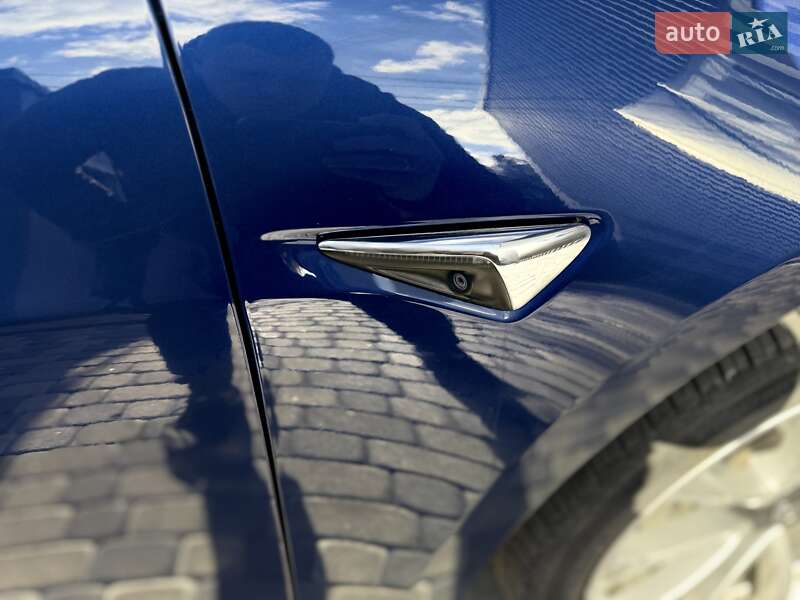 Седан Tesla Model 3 2020 в Львове фото 28 Седан Tesla Model 3 2020 в Львове