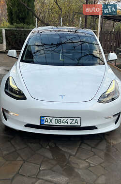 Седан Tesla Model 3 2021 в Харкові