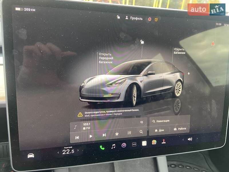 Седан Tesla Model 3 2022 в Києві