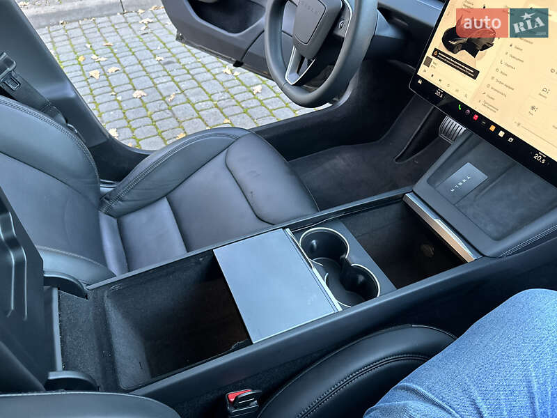 Седан Tesla Model 3 2024 в Львові фото 13 Седан Tesla Model 3 2024 в Львові