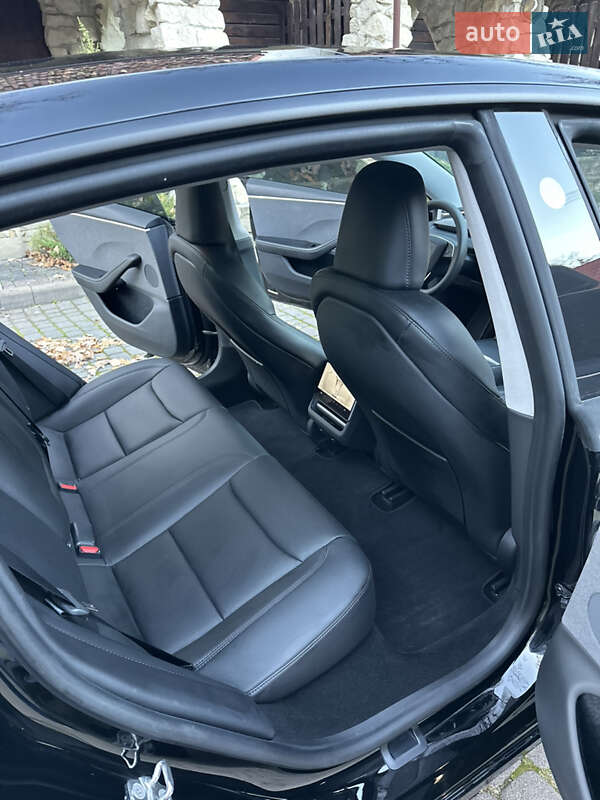 Седан Tesla Model 3 2024 в Львові фото 19 Седан Tesla Model 3 2024 в Львові