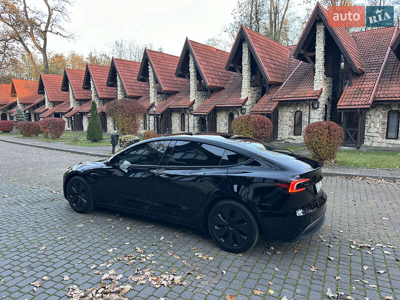 Седан Tesla Model 3 2024 в Львові фото 34 Седан Tesla Model 3 2024 в Львові