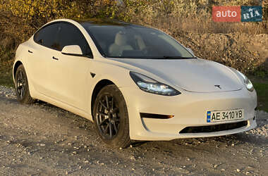 Седан Tesla Model 3 2022 в Дніпрі