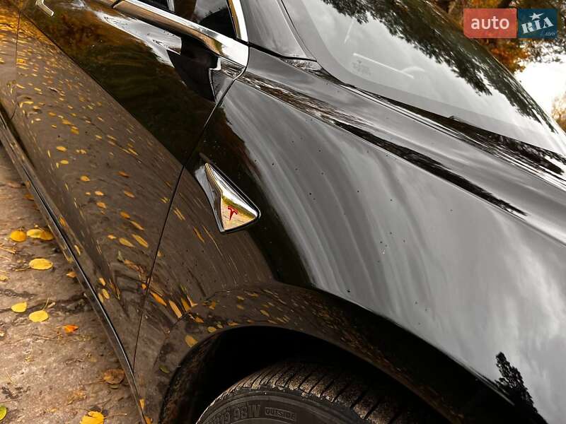 Седан Tesla Model 3 2018 в Ковеле