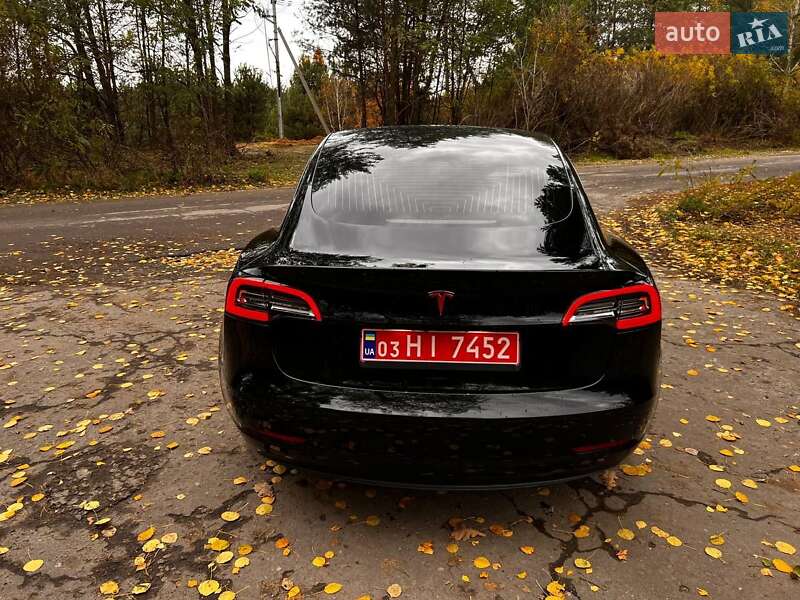 Седан Tesla Model 3 2018 в Ковеле