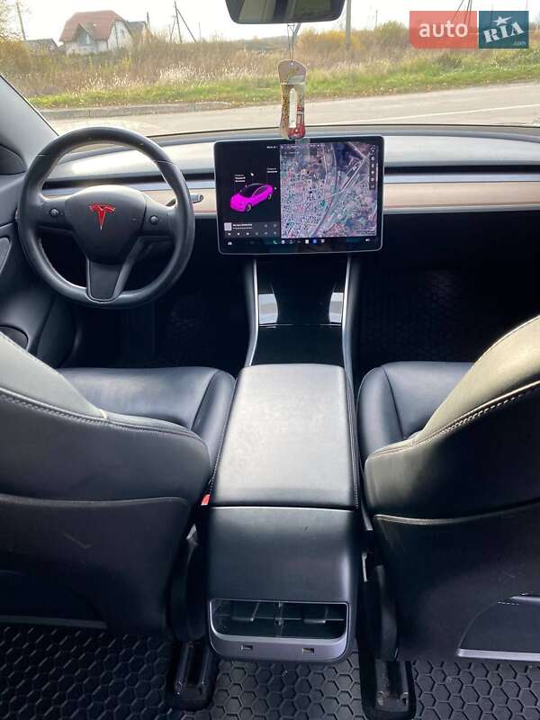 Седан Tesla Model 3 2018 в Ковеле