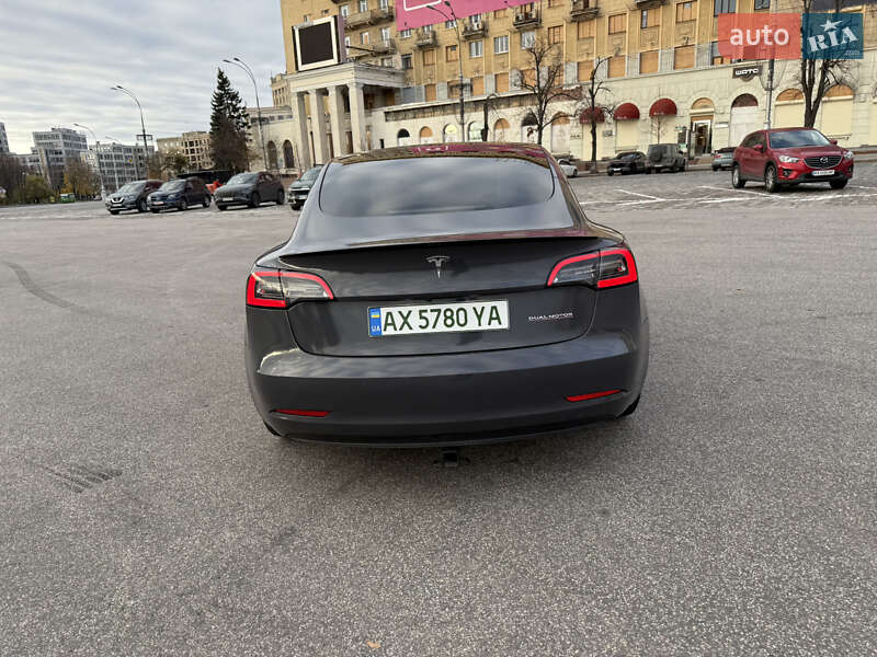Седан Tesla Model 3 2022 в Харькове