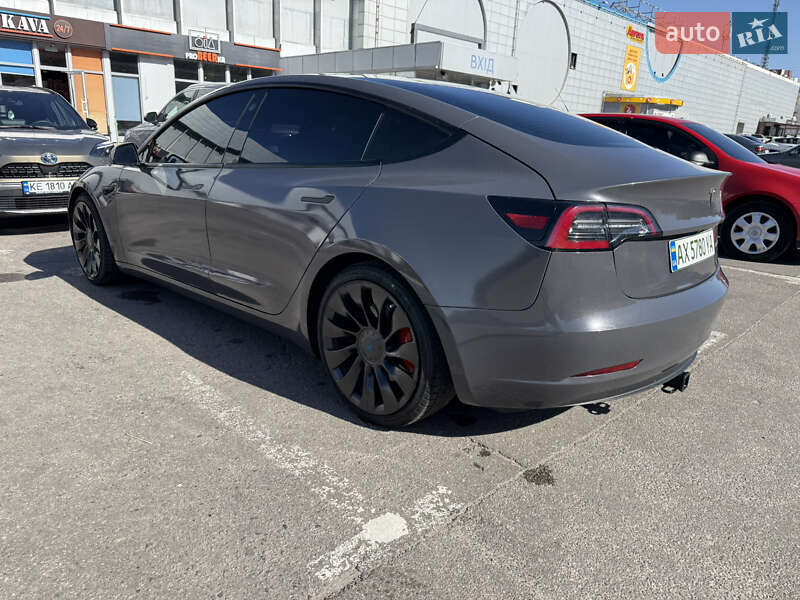 Седан Tesla Model 3 2022 в Харькове