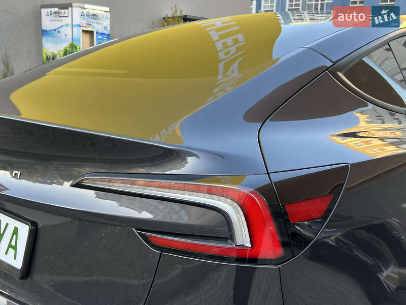 Седан Tesla Model 3 2025 в Черновцах фото 11 Седан Tesla Model 3 2025 в Черновцах