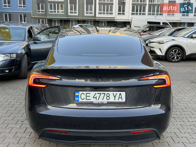 Седан Tesla Model 3 2025 в Черновцах фото 24 Седан Tesla Model 3 2025 в Черновцах