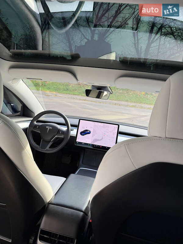 Седан Tesla Model 3 2021 в Фастове