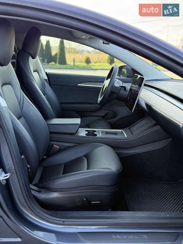 Седан Tesla Model 3 2023 в Стрые