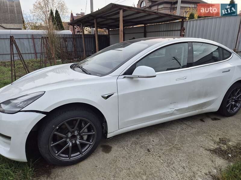 Tesla Model 3 2018 Tesla Model 3 2018