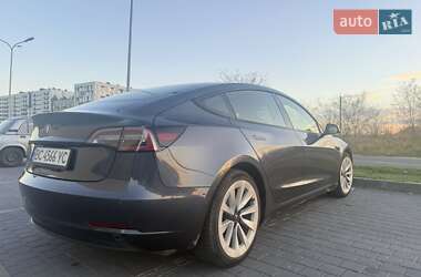 Седан Tesla Model 3 2022 в Львове