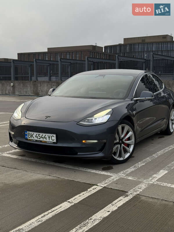 Седан Tesla Model 3 2019 в Костопілі фото 6 Седан Tesla Model 3 2019 в Костопілі