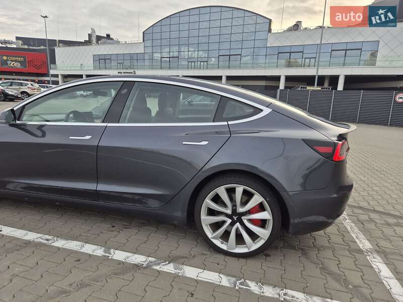 Седан Tesla Model 3 2018 в Києві фото 4 Седан Tesla Model 3 2018 в Києві
