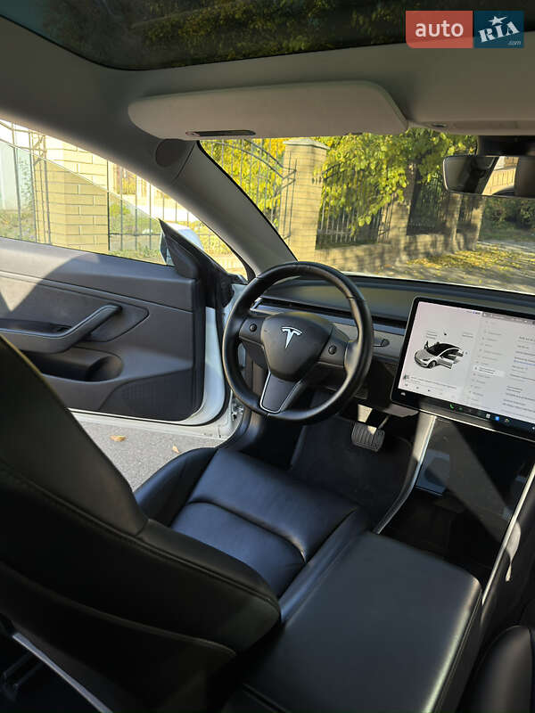 Седан Tesla Model 3 2019 в Кривом Роге фото 8 Седан Tesla Model 3 2019 в Кривом Роге