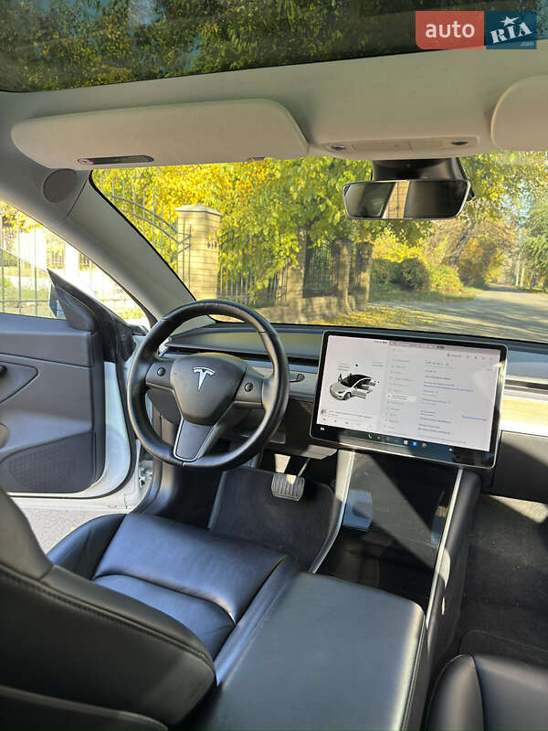 Седан Tesla Model 3 2019 в Кривом Роге фото 10 Седан Tesla Model 3 2019 в Кривом Роге