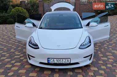 Седан Tesla Model 3 2019 в Черкассах