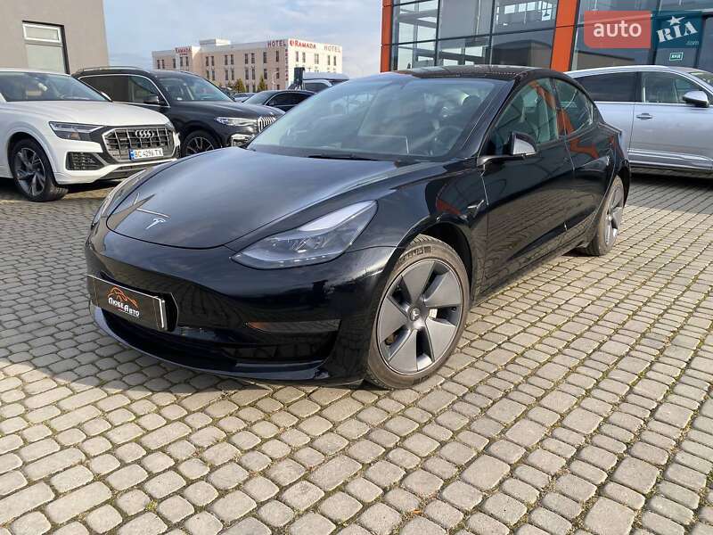Седан Tesla Model 3 2022 в Львові фото 3 Седан Tesla Model 3 2022 в Львові