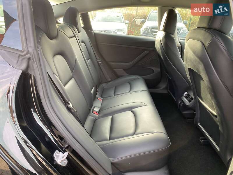 Седан Tesla Model 3 2022 в Львові фото 14 Седан Tesla Model 3 2022 в Львові