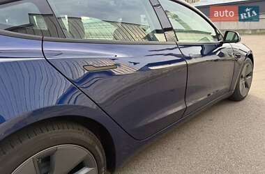 Седан Tesla Model 3 2023 в Киеве