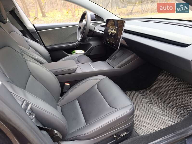 Седан Tesla Model 3 2024 в Хмельницькому фото 3 Седан Tesla Model 3 2024 в Хмельницькому