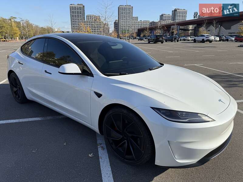 Седан Tesla Model 3 2024 в Києві фото Седан Tesla Model 3 2024 в Києві