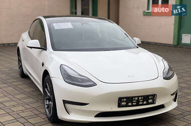 Седан Tesla Model 3 2021 в Стрые