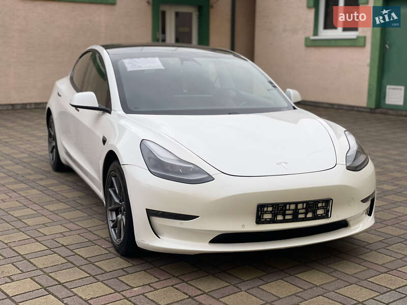 Седан Tesla Model 3 2021 в Стрию фото 21 Седан Tesla Model 3 2021 в Стрию