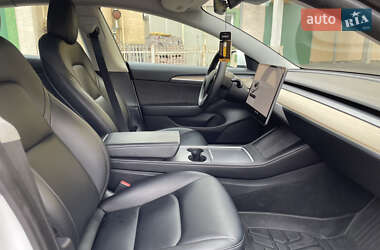 Седан Tesla Model 3 2021 в Стрые