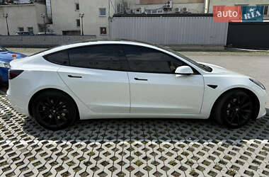 Седан Tesla Model 3 2021 в Хмельницькому