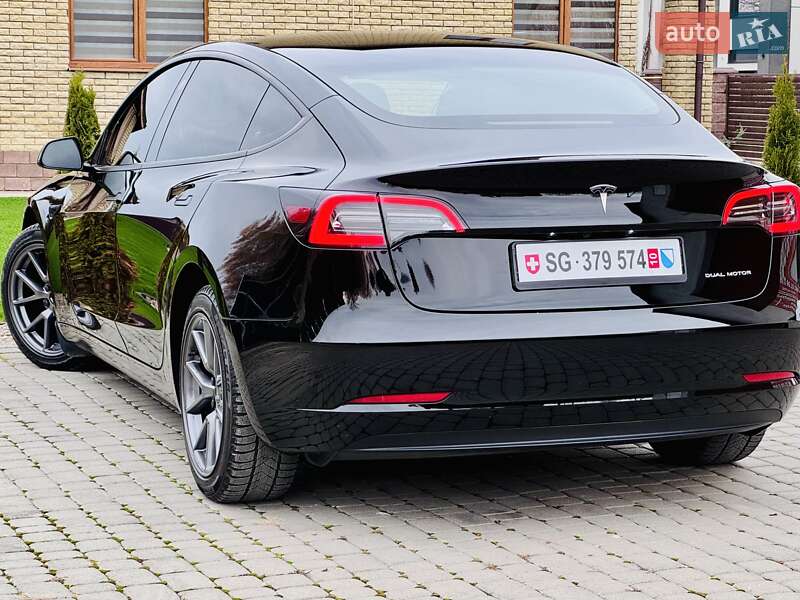 Седан Tesla Model 3 2022 в Стрые фото 20 Седан Tesla Model 3 2022 в Стрые