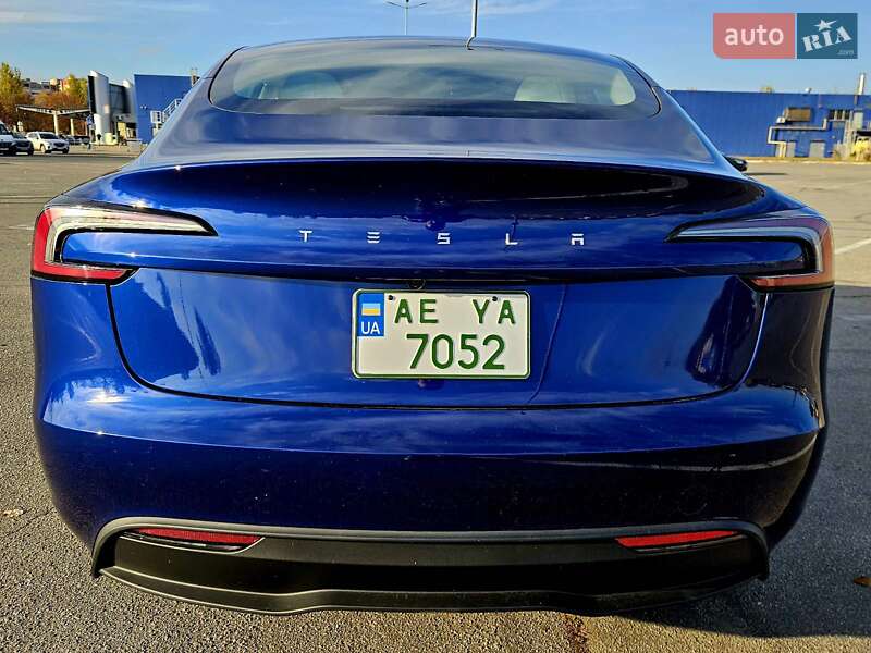 Седан Tesla Model 3 2024 в Днепре фото 6 Седан Tesla Model 3 2024 в Днепре