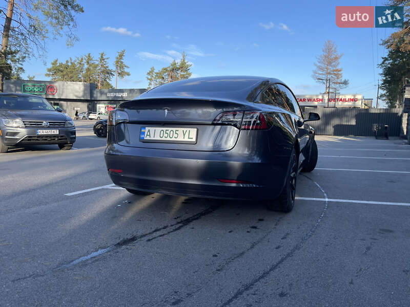 Седан Tesla Model 3 2021 в Киеве фото 5 Седан Tesla Model 3 2021 в Киеве