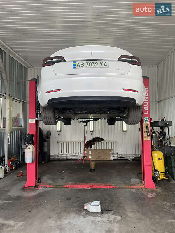 Седан Tesla Model 3 2020 в Виннице фото 13 Седан Tesla Model 3 2020 в Виннице