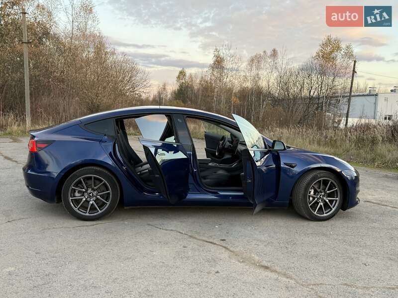Седан Tesla Model 3 2019 в Трускавці фото 25 Седан Tesla Model 3 2019 в Трускавці
