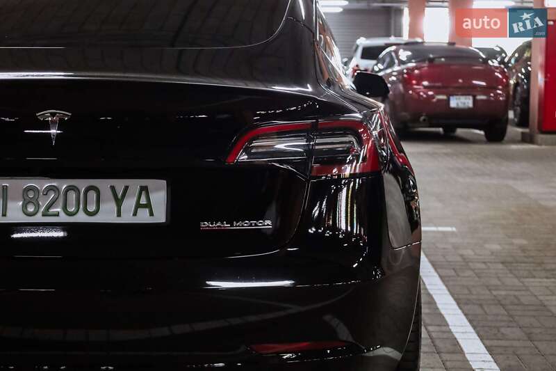 Седан Tesla Model 3 2023 в Киеве фото 7 Седан Tesla Model 3 2023 в Киеве