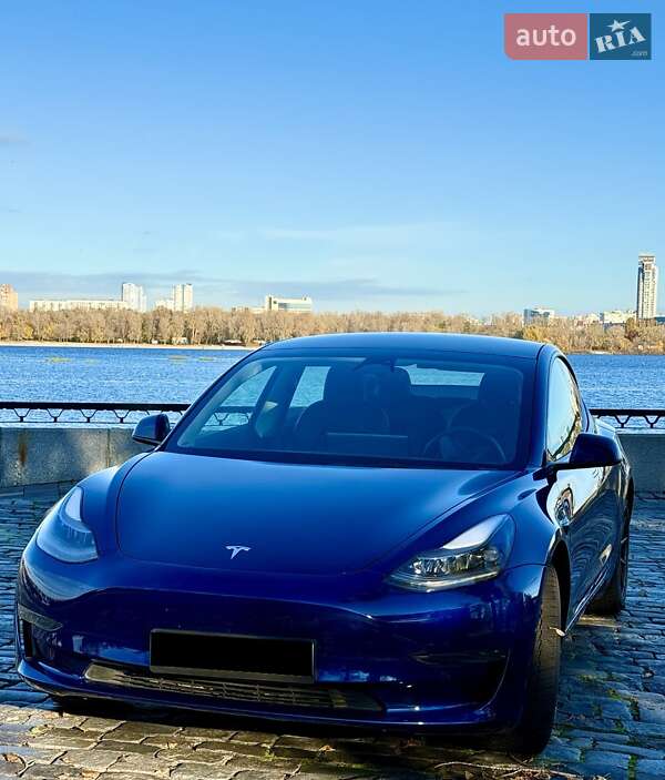 Седан Tesla Model 3 2023 в Киеве фото 4 Седан Tesla Model 3 2023 в Киеве